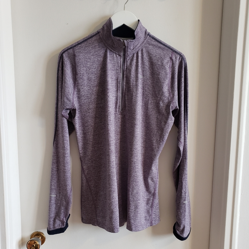 Nike Element Woman's Athletic Long Sleeve Top Lavender Thumb Hole Half Zip Large